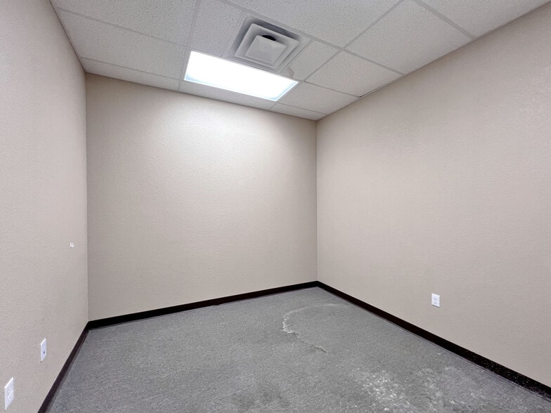 More Photos Of 130-132 W Central Ave, Winter Haven Storefront For Sale