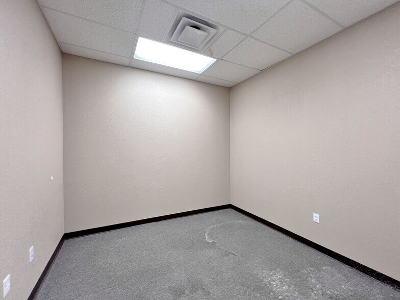 More Photos Of 130-132 W Central Ave, Winter Haven Storefront For Sale