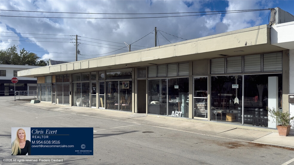 More Photos Of 2301 NE 26th St, Fort Lauderdale Freestanding For Lease