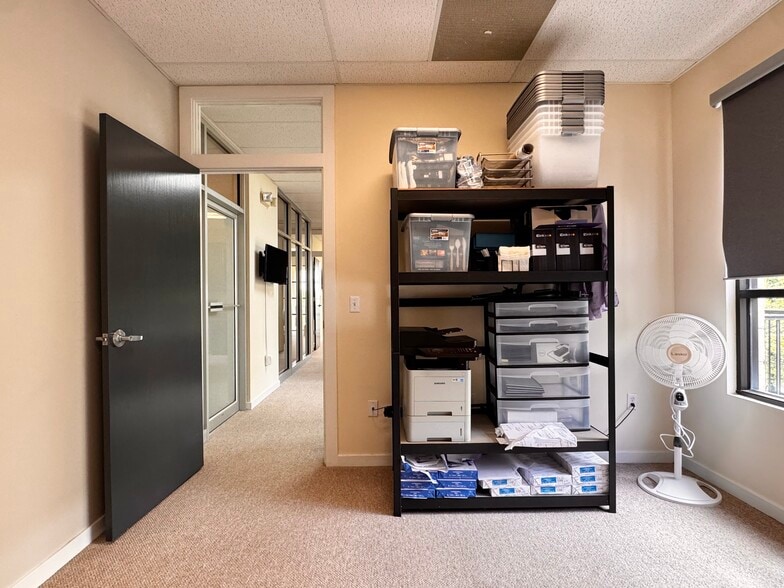 More Photos Of 669 Berkmar Ct, Charlottesville Office For Sale