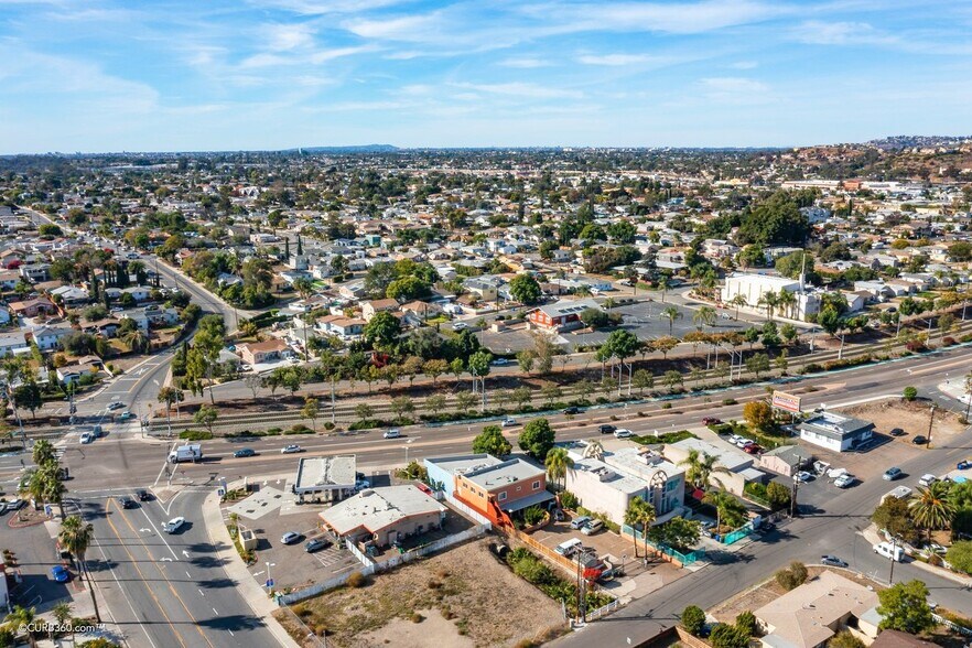 More Photos Of 2731-35 Lemon Grove Ave, Lemon Grove Flex For Lease