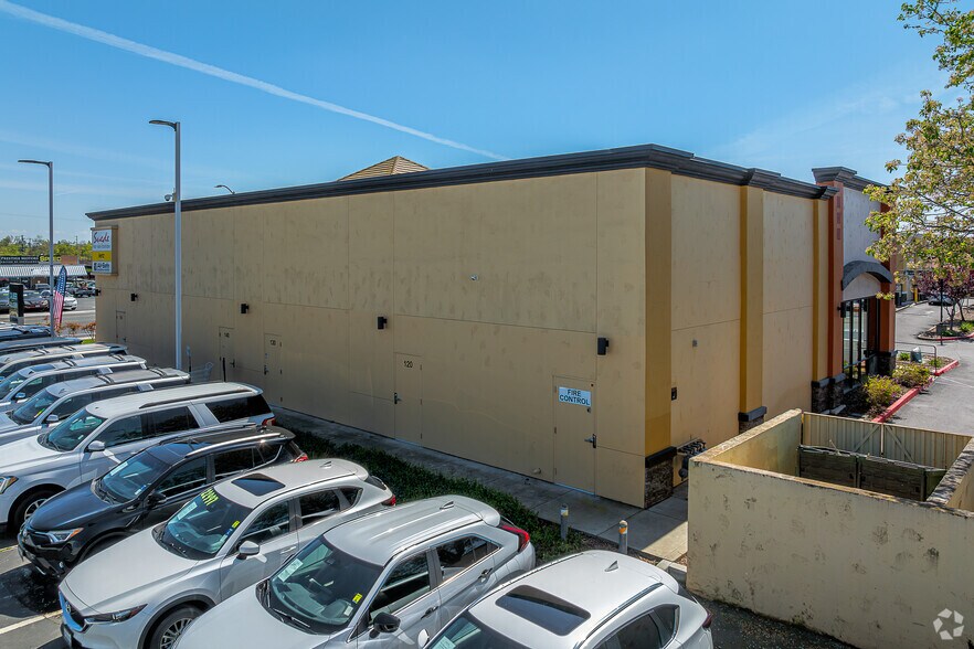 More Photos Of 2125 Fulton Ave, Sacramento Unknown For Lease