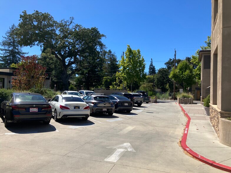 More Photos Of 145 El Camino Real, Menlo Park Storefront Retail Office For Lease