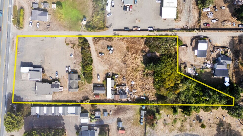 More Photos Of 18781 N Highway 1, Fort Bragg Flex For Sale