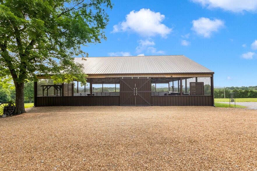 More Photos Of 1049 Oregon Rd, Lascassas Specialty For Sale