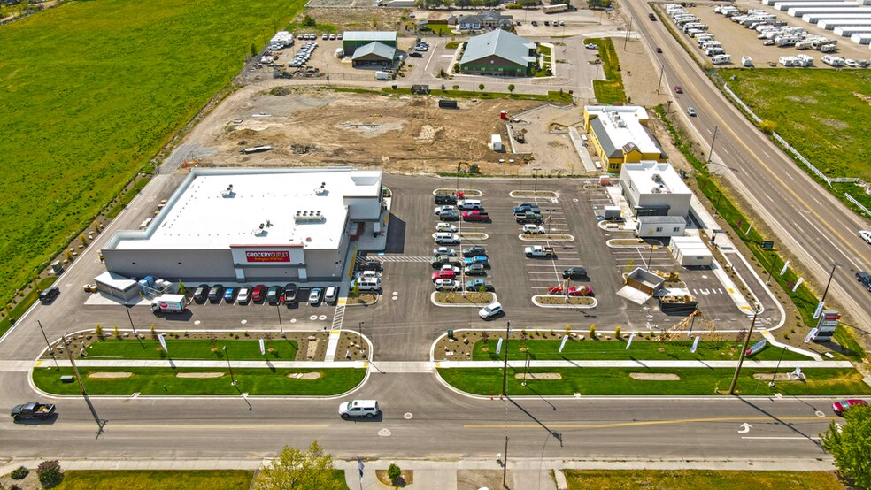 More Photos Of 2175 S Sub Station Rd, Emmett Supermarket For Sale