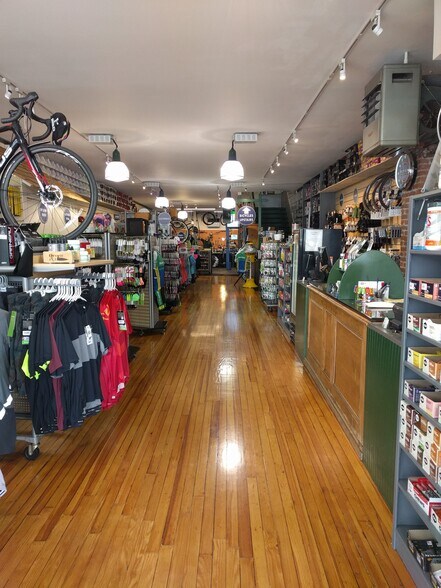 More Photos Of 7 E Main St, Mount Kisco General Retail For Sale