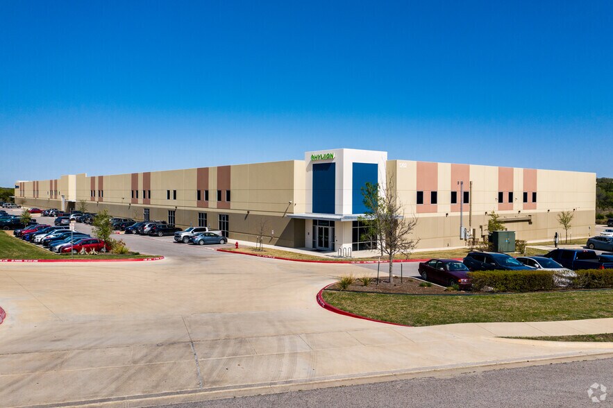 More Photos Of 1200 Bmc Dr, Cedar Park Distribution For Lease