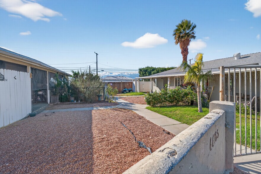 More Photos Of 66185 Acoma Ave, Desert Hot Springs Apartments For Sale