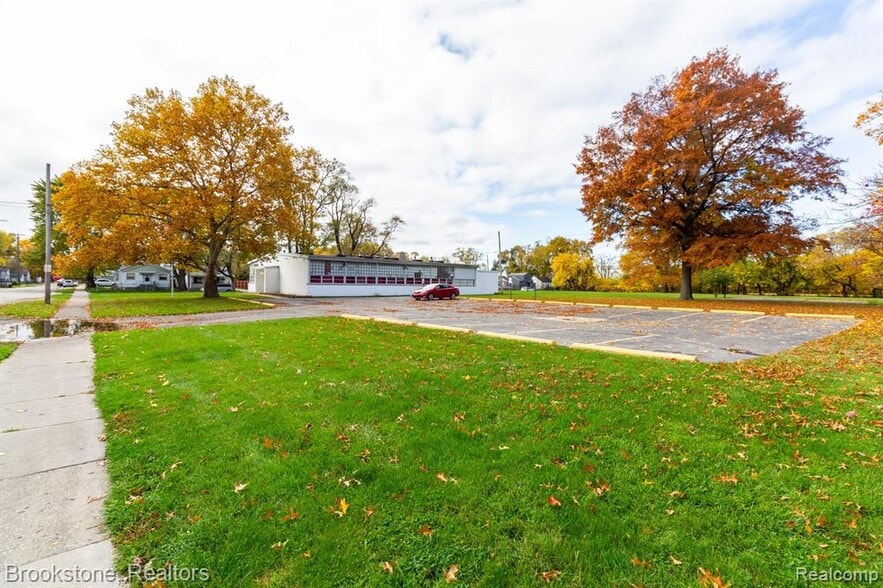 More Photos Of 22021 Memphis Ave, Warren Lodge Meeting Hall For Sale