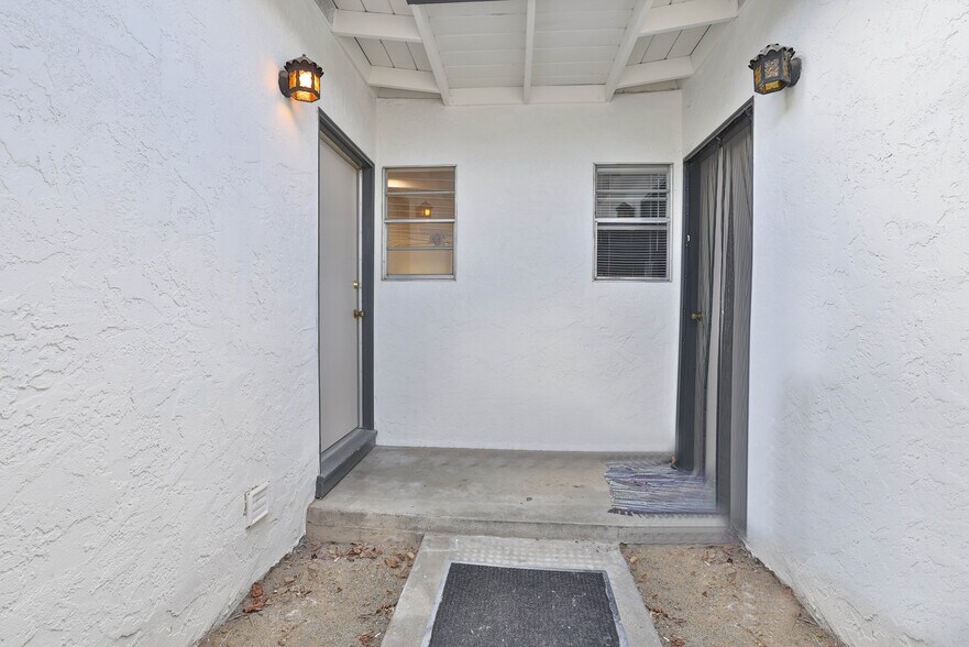 More Photos Of 992 Gale Dr, Campbell Apartments For Sale