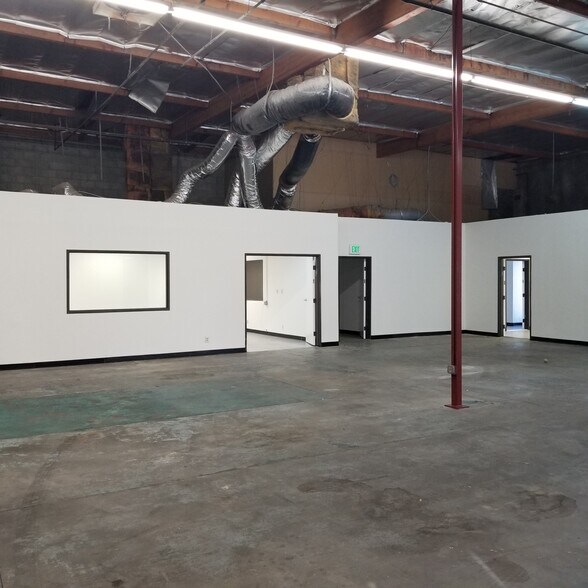 More Photos Of 17929 Adria Maru Ln, Carson Service For Lease