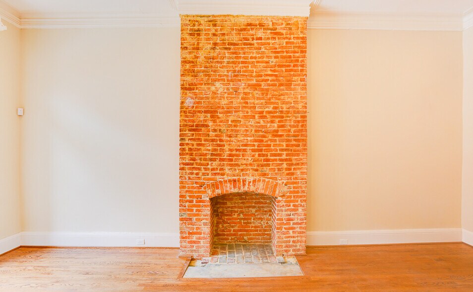 More Photos Of 2116-2118 Saint Paul St, Baltimore Apartments For Sale