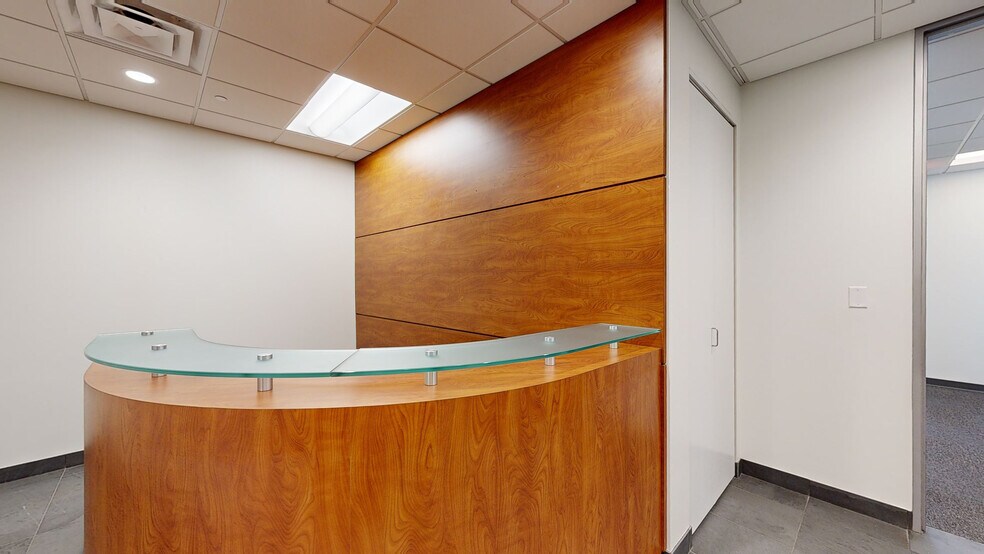 More Photos Of 330 2nd Ave S, Minneapolis Office For Lease