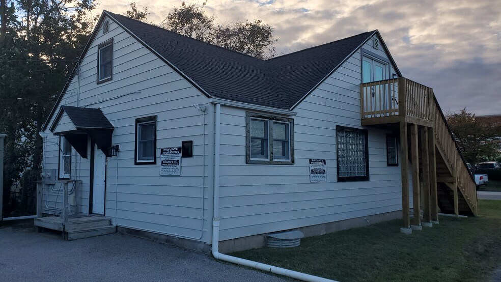 More Photos Of 2 Oakway Rd, Timonium Office For Lease