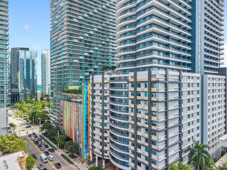 More Photos Of 40 SW 13th St, Miami Office Residential For Lease