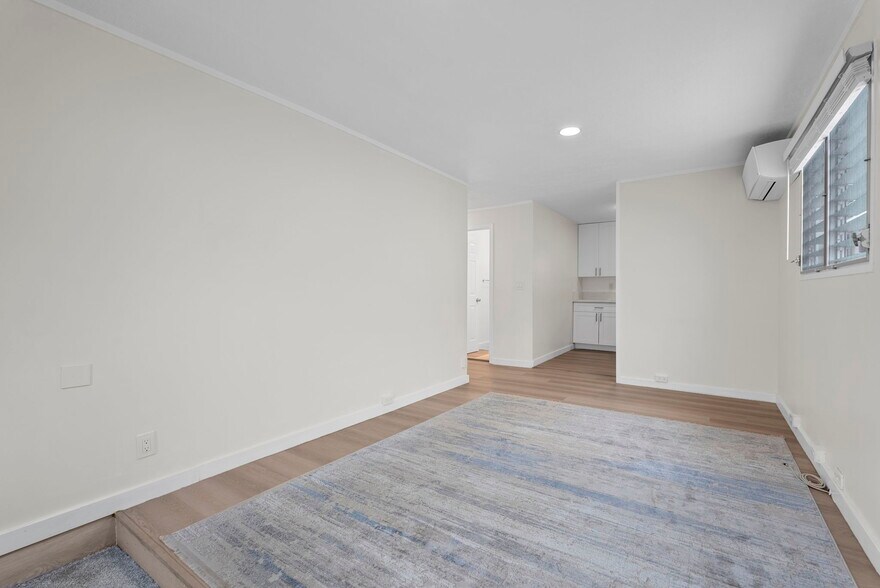 More Photos Of 1113 Villa Ln, Honolulu Flex For Sale