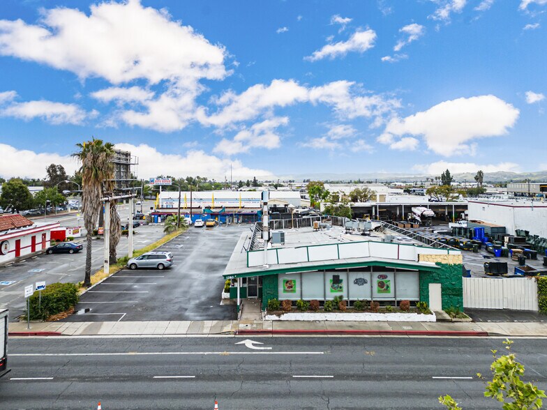 More Photos Of 1280 E Holt Ave, Pomona Restaurant For Lease