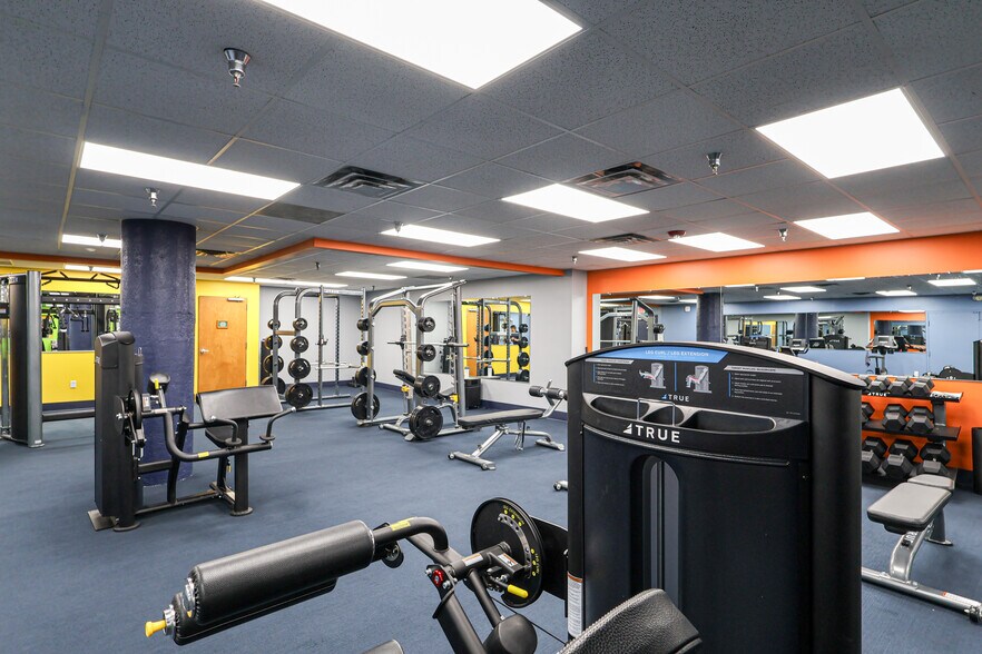 More Photos Of 1501 Reedsdale St, Pittsburgh Loft Creative Space For Lease