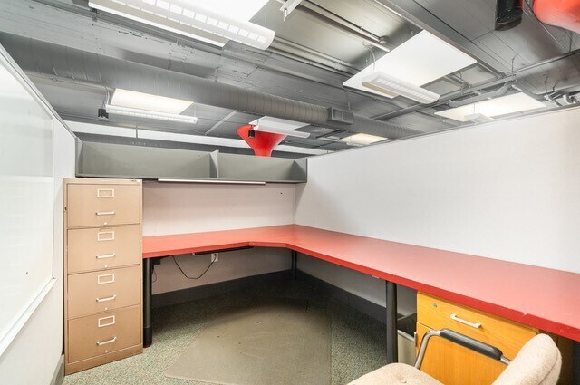 More Photos Of 1230 W Morehead St, Charlotte Loft Creative Space For Sale