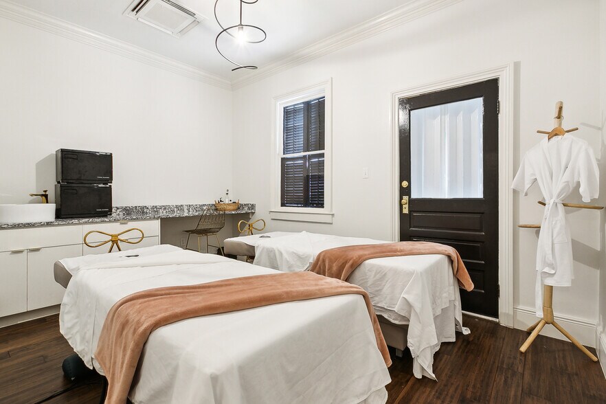 More Photos Of 1900 N Rampart St, New Orleans Hospitality For Sale