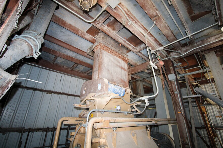 More Photos Of 6059 159th St, Galva Food Processing For Sale