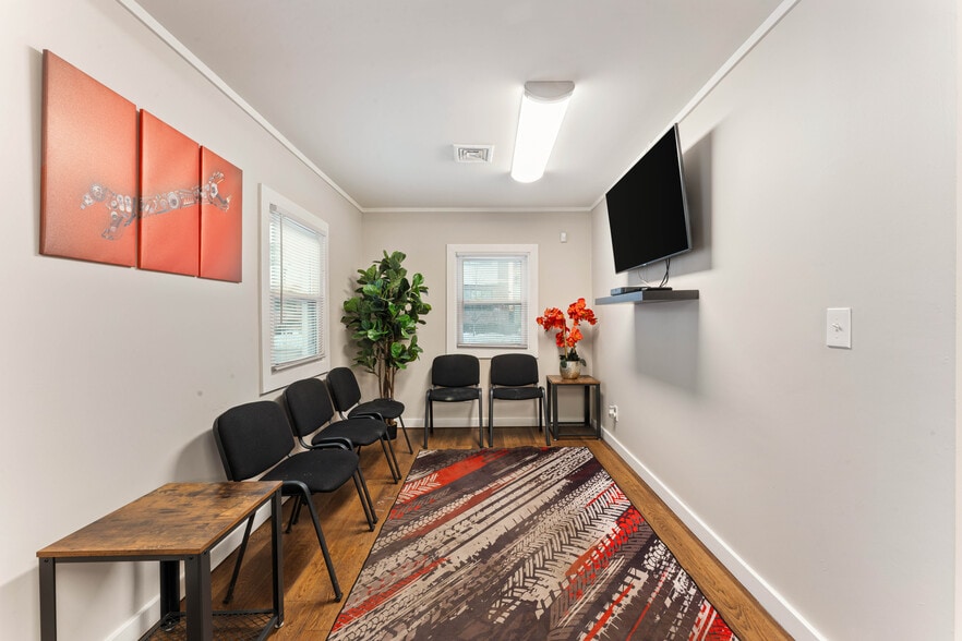 More Photos Of 141 Lincoln Blvd, Middlesex Auto Repair For Sale