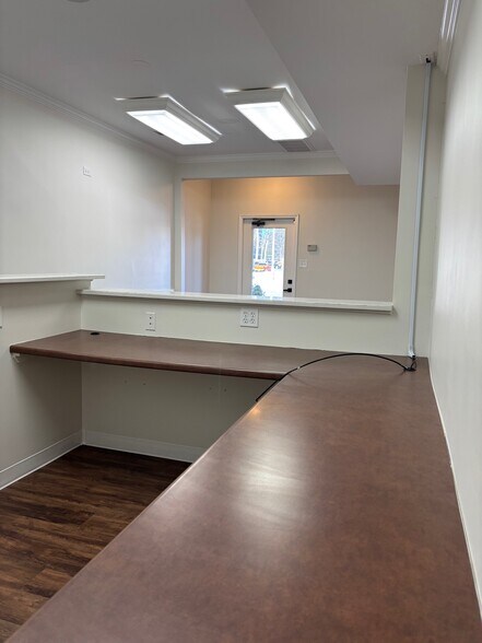 More Photos Of 86 Timber Creek Dr, Cordova Medical For Lease