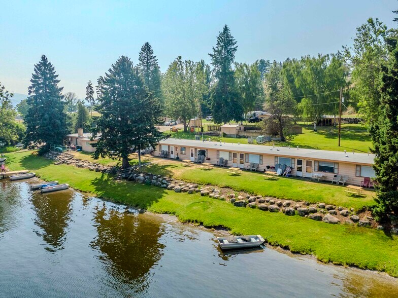 More Photos Of 10 McCammon Rd, Tonasket Hotel For Sale