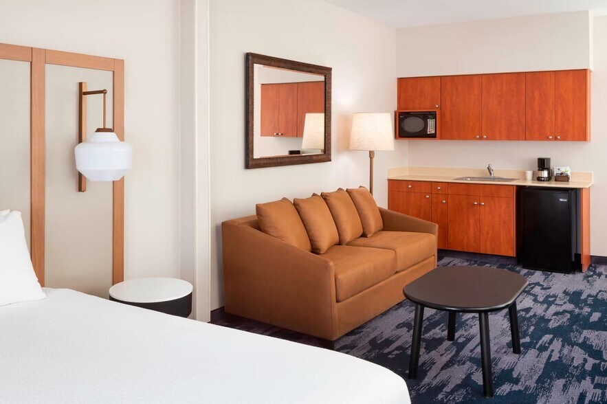 More Photos Of 3800 Broadway Highway 29, American Canyon Hotel For Sale