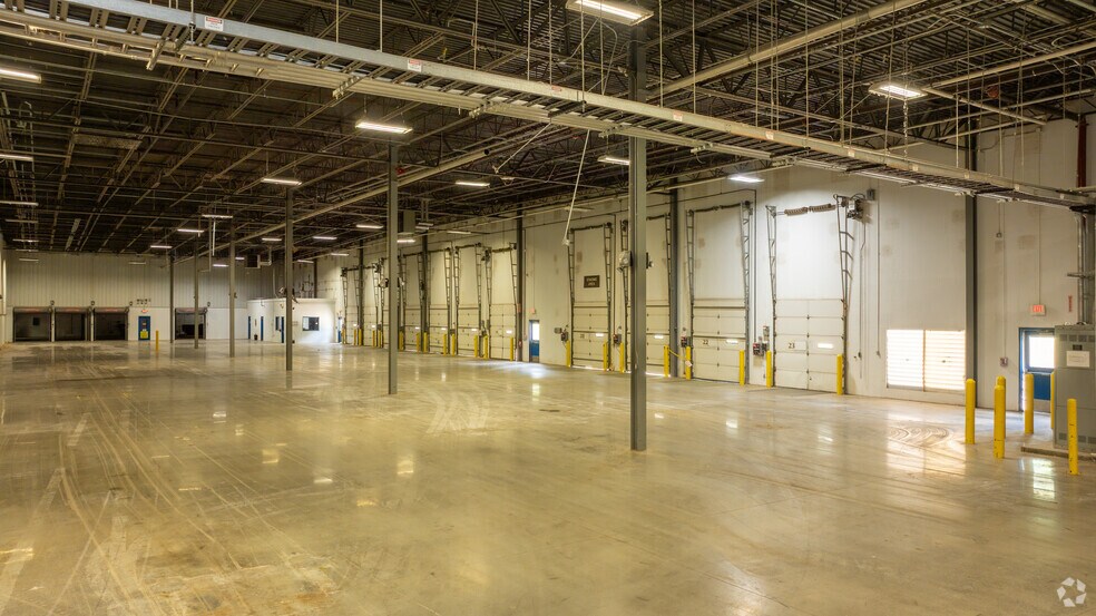 More Photos Of 2121 Heilig Rd, Salisbury Manufacturing For Sale