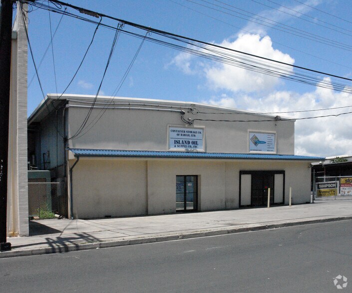 More Photos Of 2264-2276 Pahounui Dr, Honolulu Warehouse For Lease