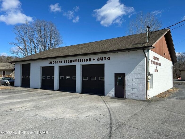 Primary Photo Of 207 Dartmouth dr, East Stroudsburg General Retail For Sale