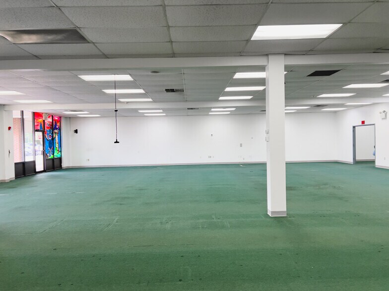 More Photos Of Rte 23 @ Rte 23 & Rte 322, New Holland Unknown For Lease