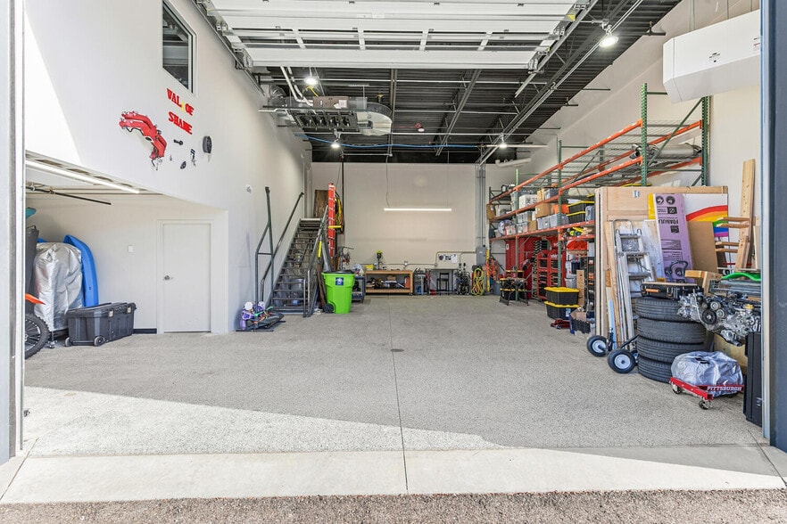 More Photos Of 18233 Lincoln Meadows Pky, Parker Self Storage For Sale