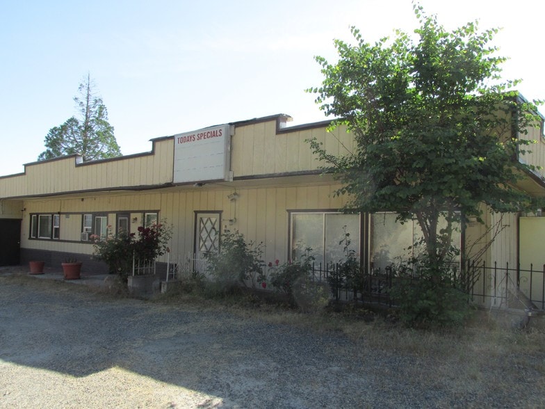 More Photos Of 38797 California 41, Oakhurst Apartments For Lease