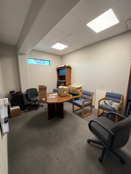 More Photos Of 905 3rd St, Marble Falls Storefront Retail Office For Sale