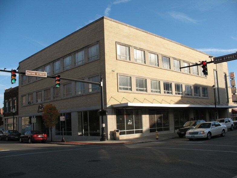 More Photos Of 319 N Wayne St, Piqua Loft Creative Space For Lease
