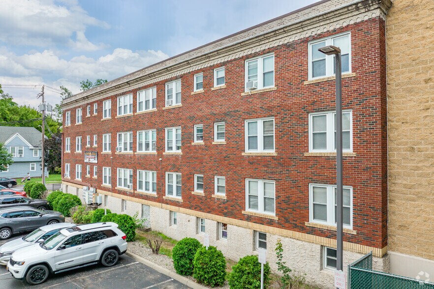 More Photos Of 2 Crandall St, Binghamton Apartments For Sale