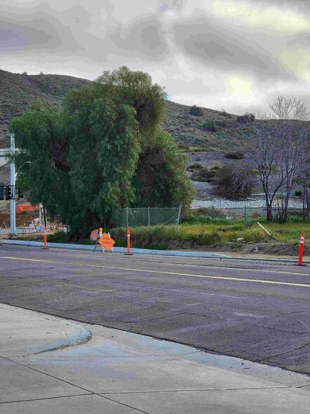 More Photos Of 516 Main, Lake Elsinore Land For Lease