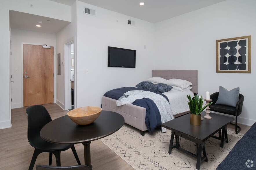 More Photos Of 2201 Washington Ave, Philadelphia Apartments For Lease