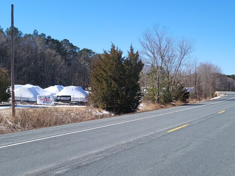 More Photos Of 9649 New Rd, Mcdaniel Marina For Sale