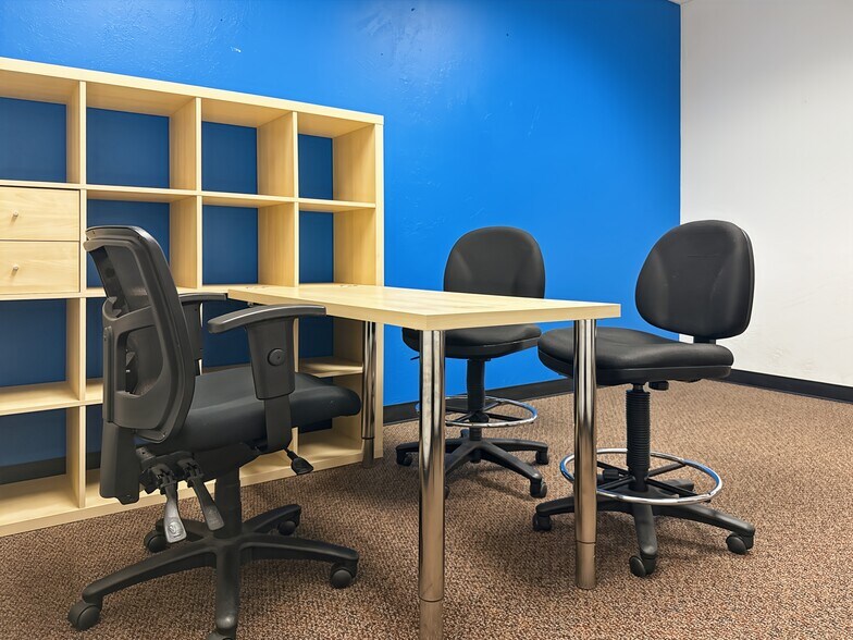 More Photos Of 100 NE 5th St, Oklahoma City Coworking Space