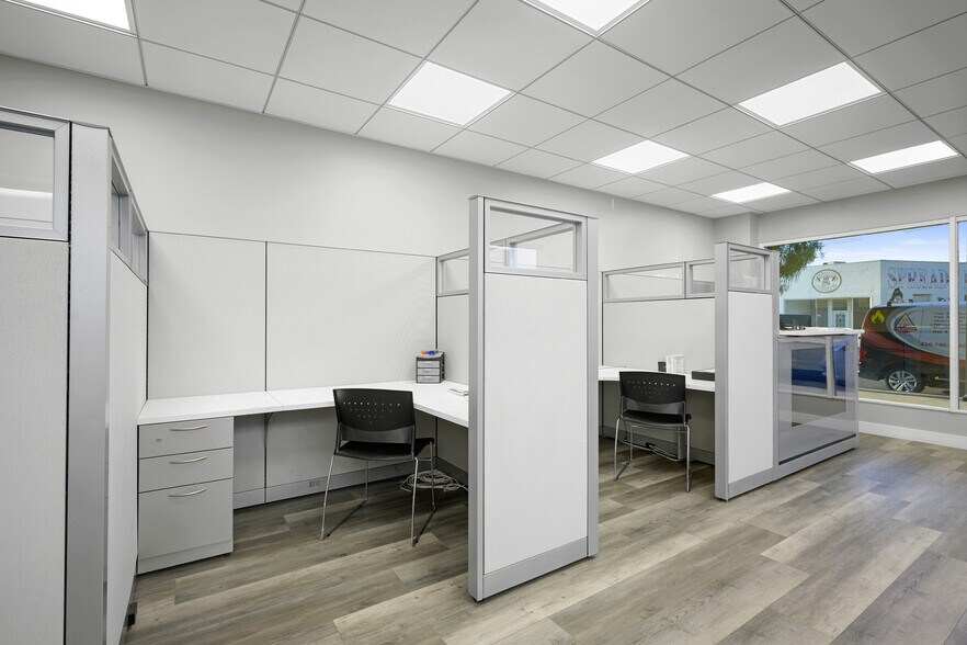 More Photos Of 2304-2306 Burbank blvd, Burbank Office Residential For Sale