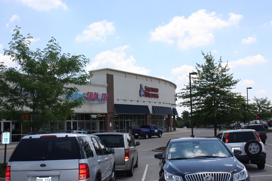 More Photos Of 8101-8141 Bardstown Rd, Louisville Unknown For Lease