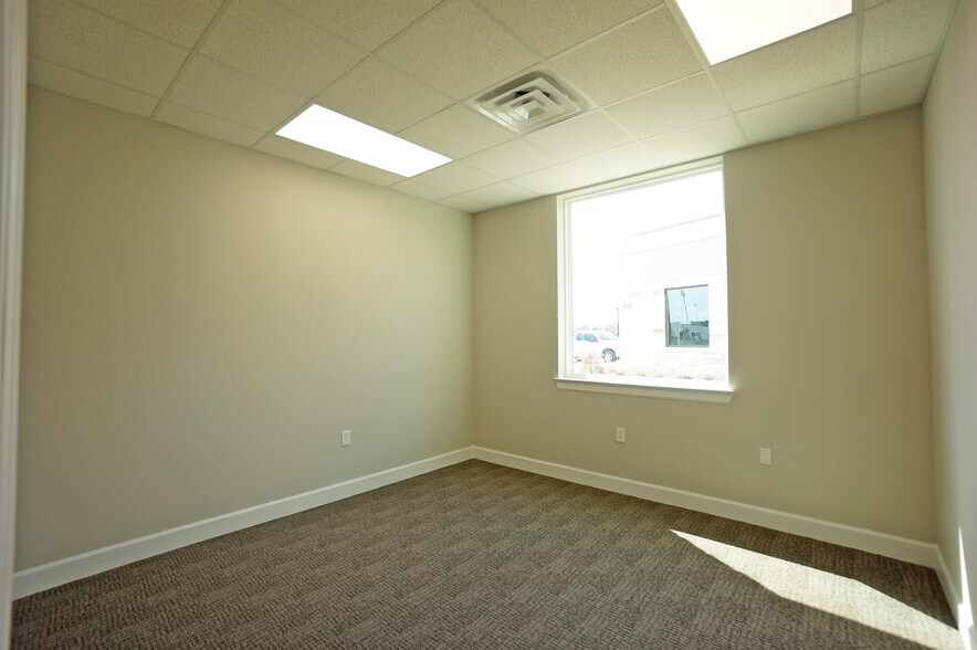 More Photos Of 23410 Grand Reserve Dr, Katy Office For Sale