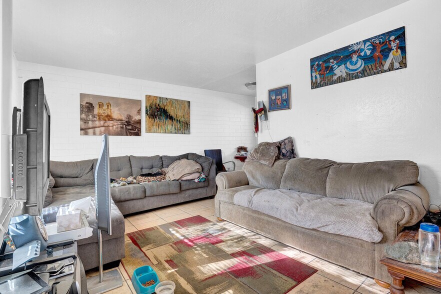 More Photos Of 1410 W Cheryl Dr, Phoenix Apartments For Sale