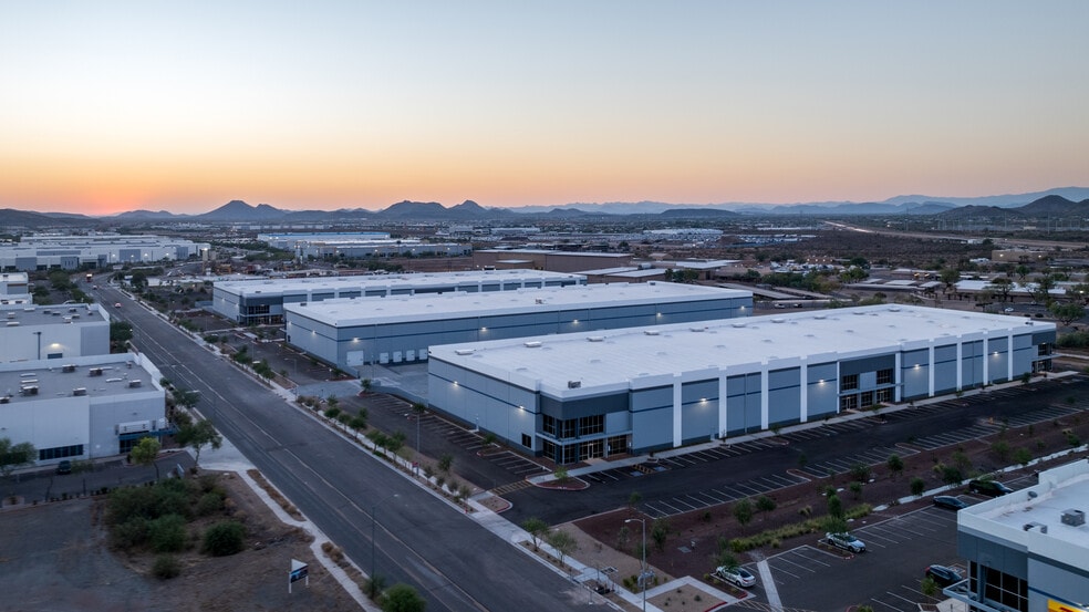 More Photos Of 500 E Pinnacle Peak Rd, Phoenix Unknown For Lease