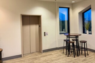 More Photos Of 2500 S Power Rd, Mesa Office For Sale