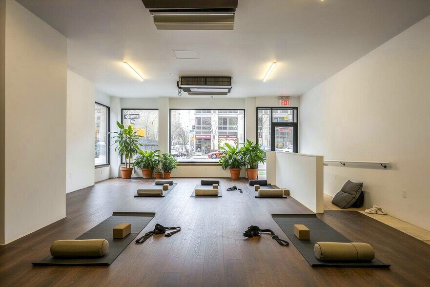 More Photos Of 1779 First Ave, New York Apartments For Lease